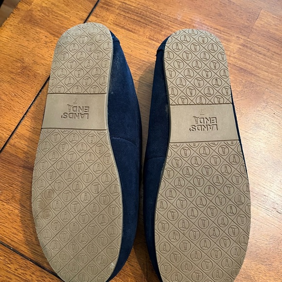 Lands’ End Slippers - Like New Men’s 7 - Picture 3 of 3